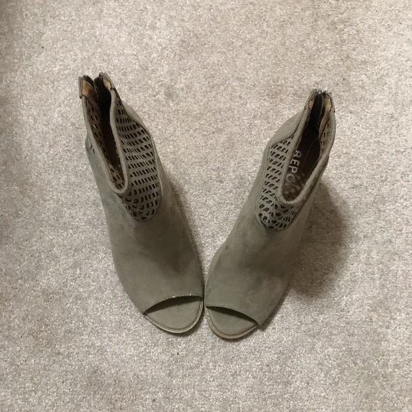 Report - Picture 2 of 4